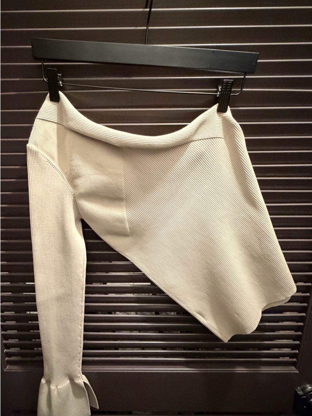 Theory Cream Asymmetrical Ribbed One-Arm Skirt
